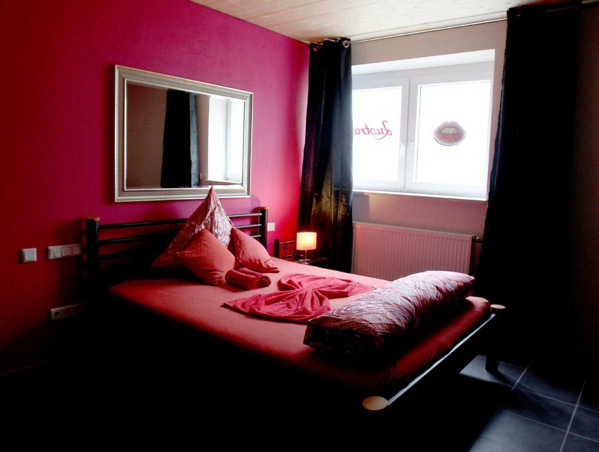 Lustra Stundenhotel - Adults Only Landshut Luaran gambar