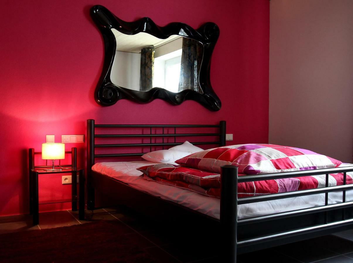 Lustra Stundenhotel - Adults Only Landshut Luaran gambar