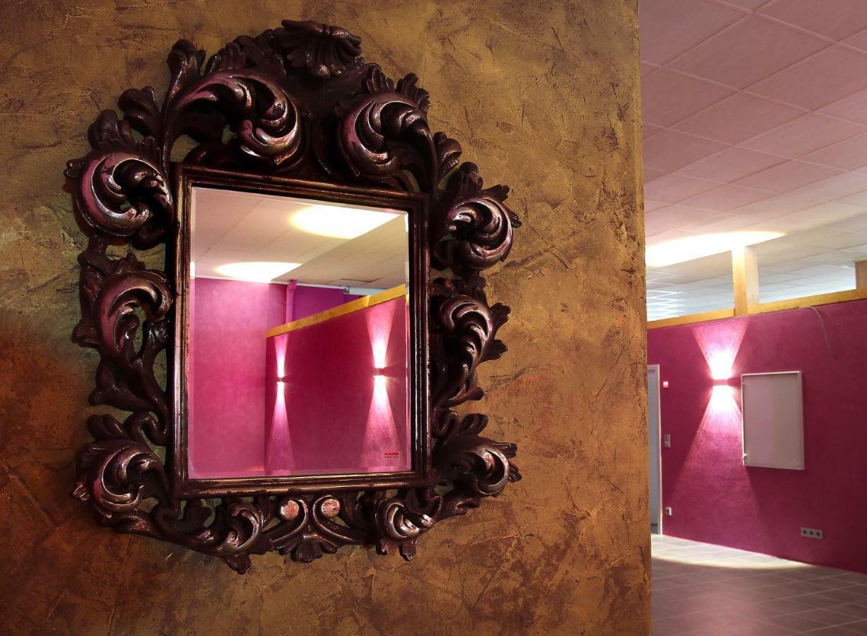 Lustra Stundenhotel - Adults Only Landshut Luaran gambar